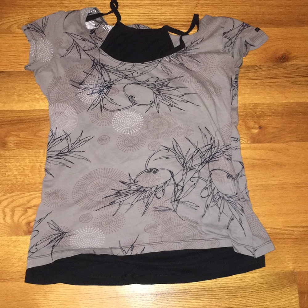 Columbia top